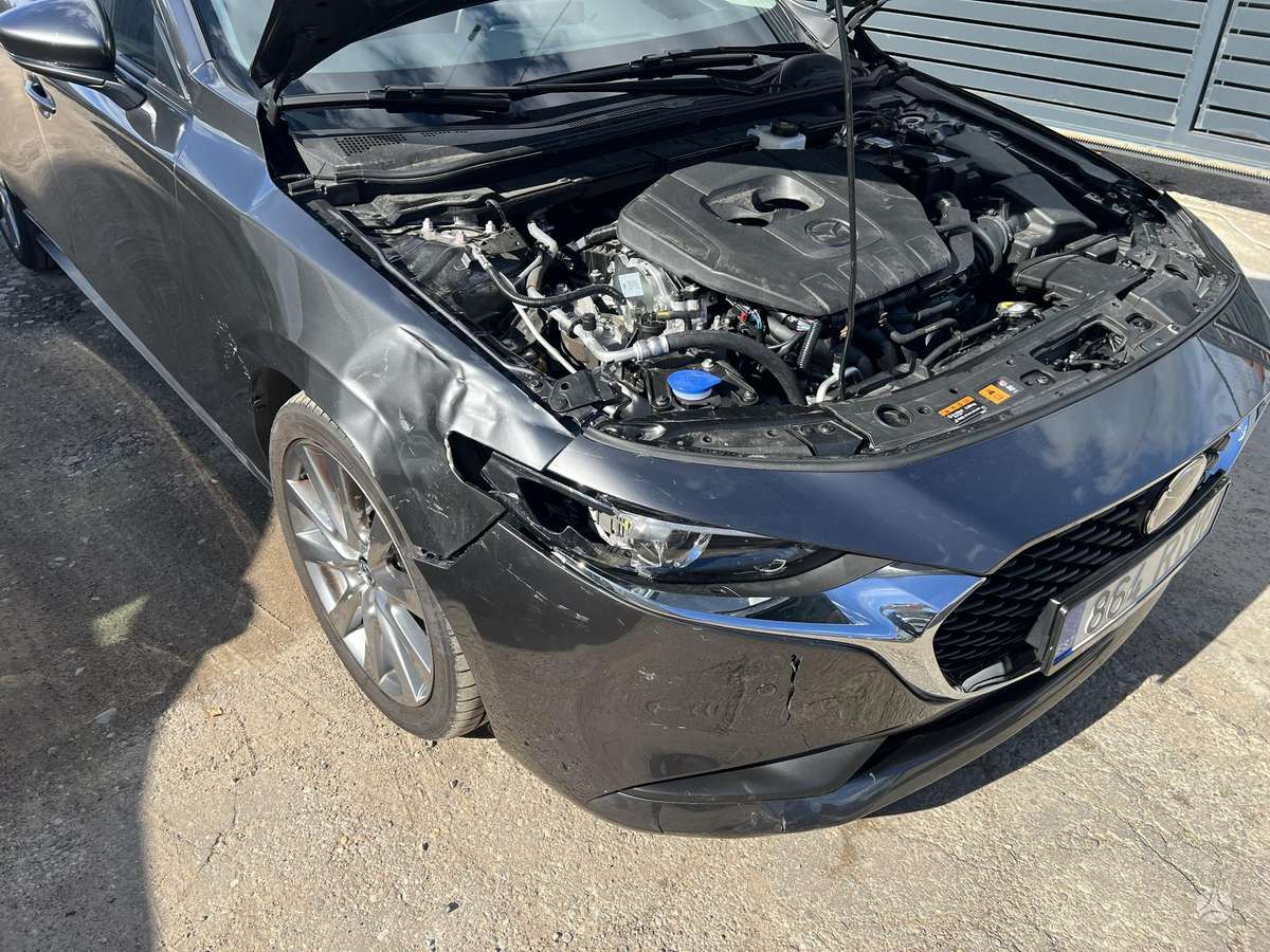 Mazda 3, 2.5 l., Седан
