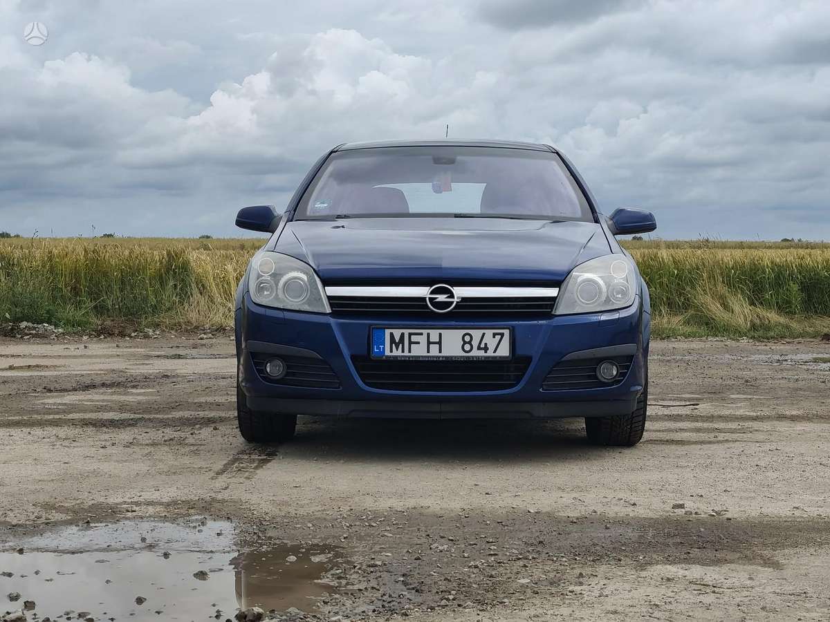 Opel Astra, 1.8 l., Хэтчбек