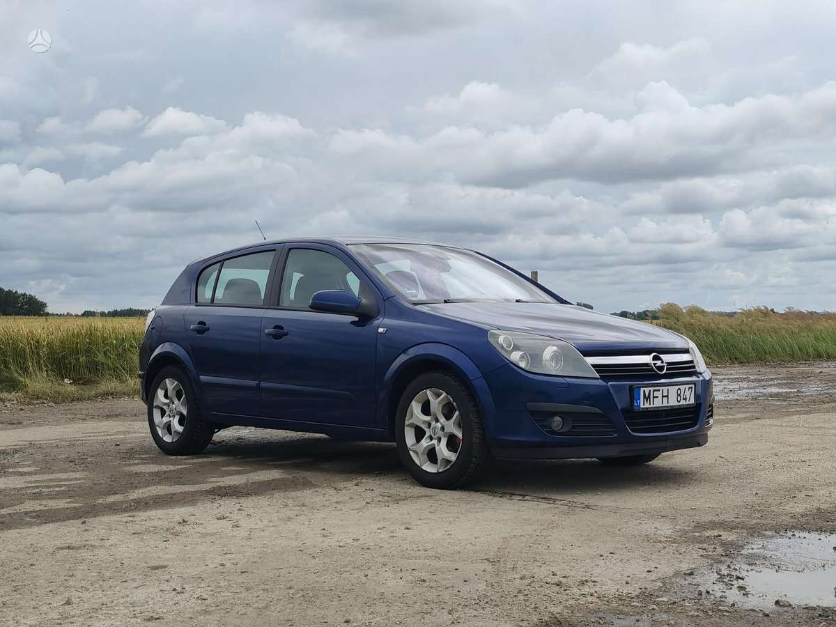 Opel Astra, 1.8 l., hatchback