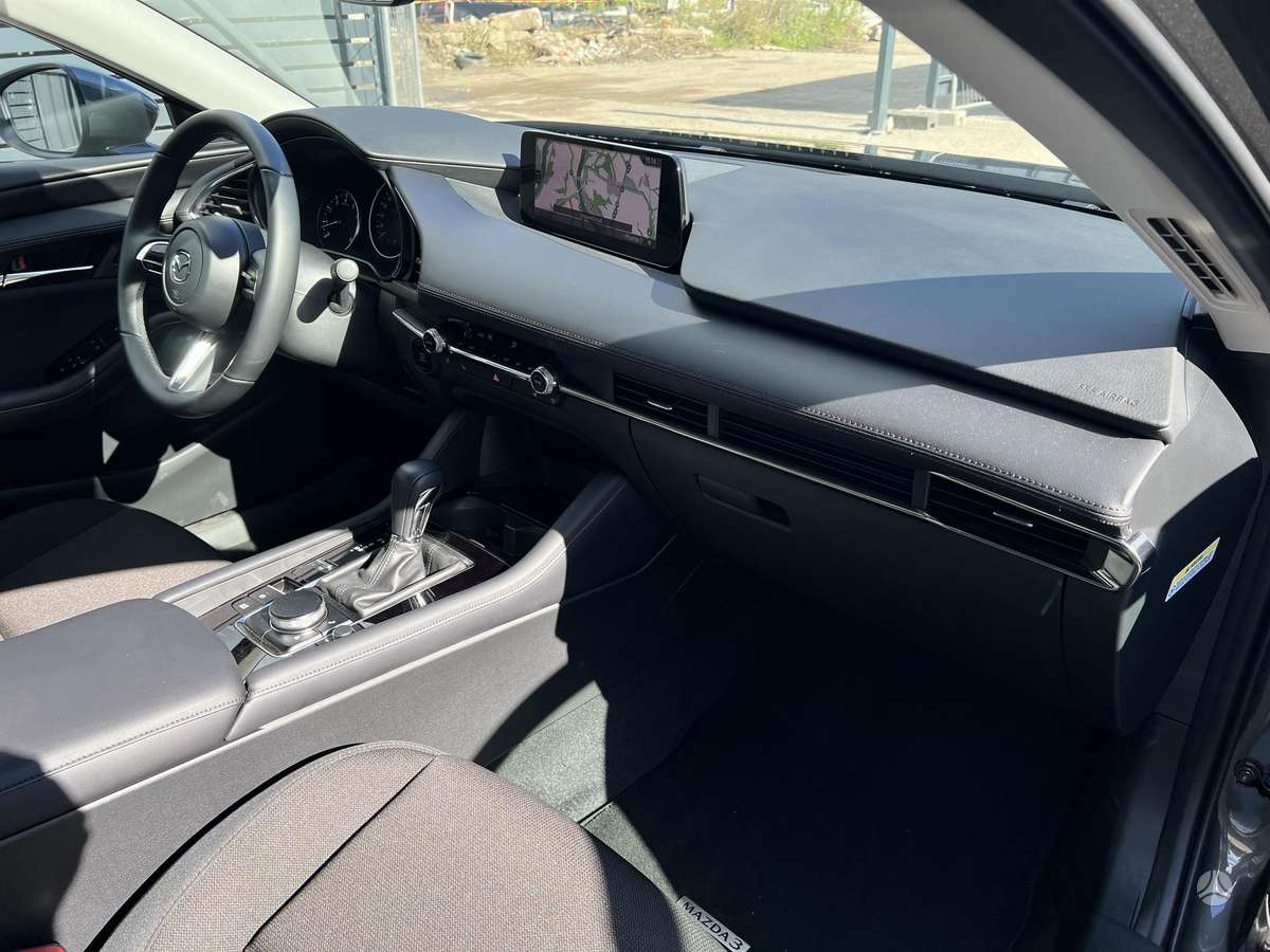 Mazda 3, 2.5 l., Седан
