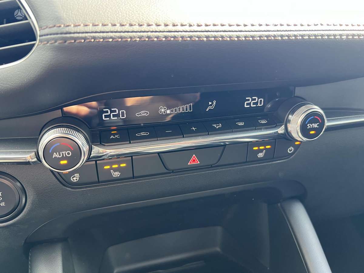 Mazda 3, 2.5 l., Седан