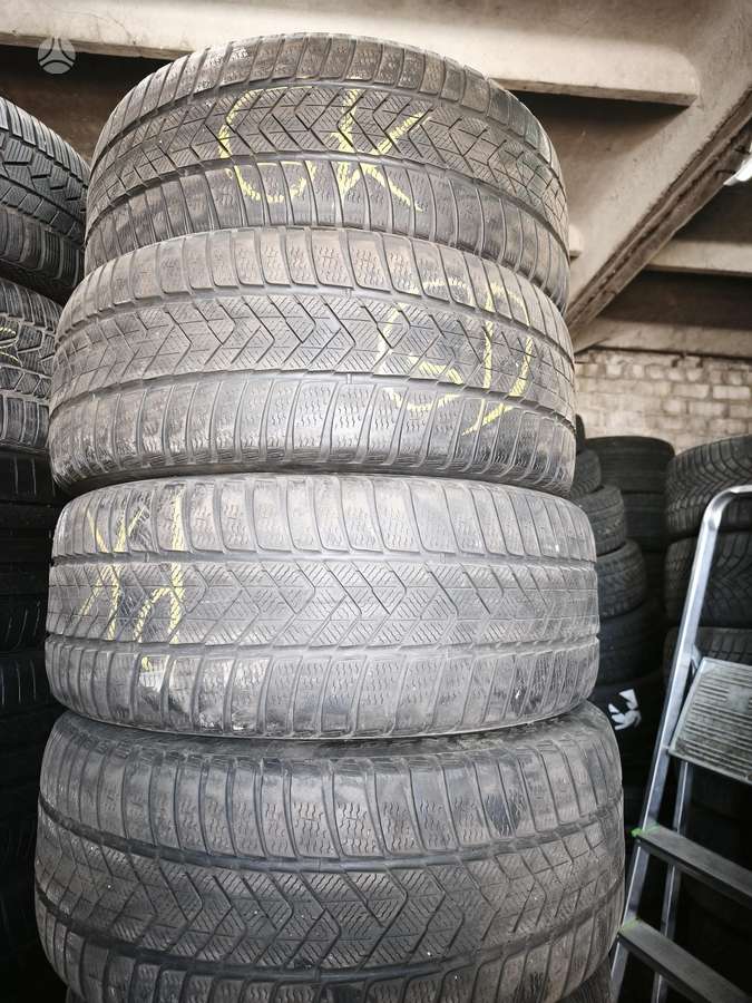 Pirelli SCORPION WINTER, winter 275/45 R20