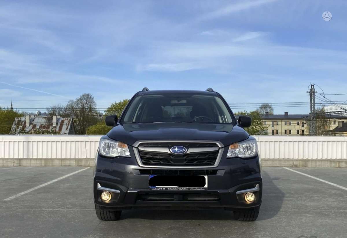 Subaru Forester, 2.0 l., off-road / crossover