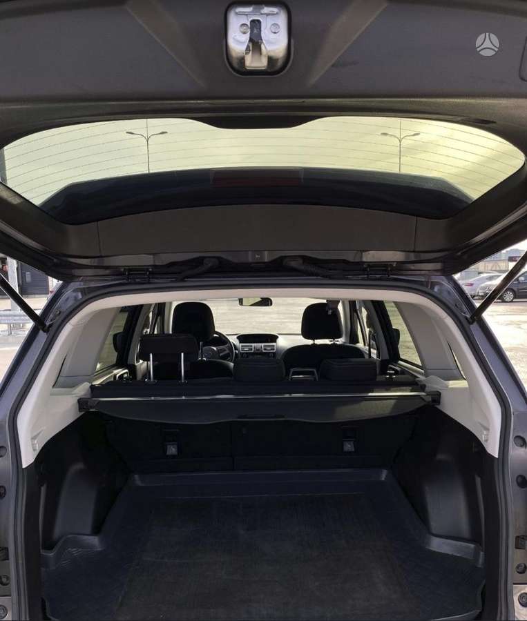 Subaru Forester, 2.0 l., off-road / crossover