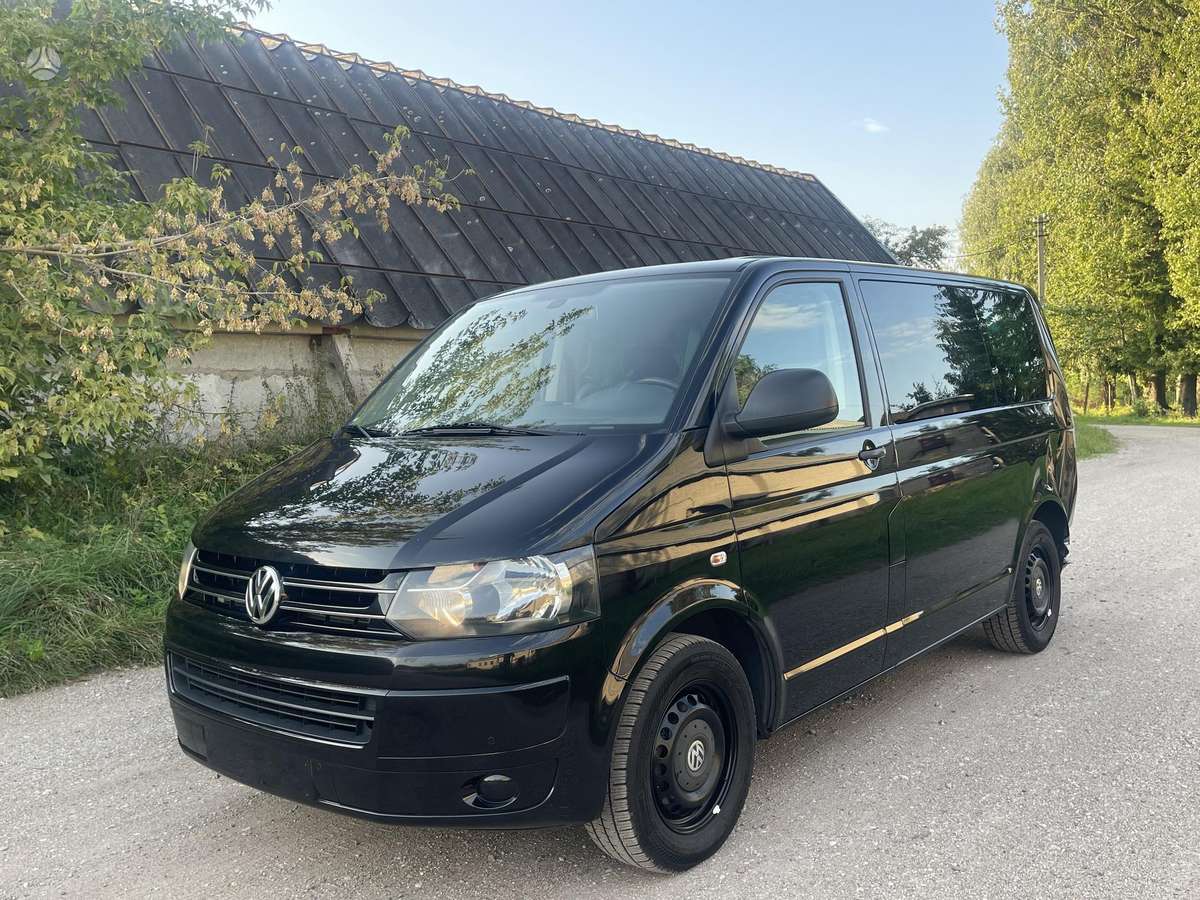 Volkswagen Multivan - 1