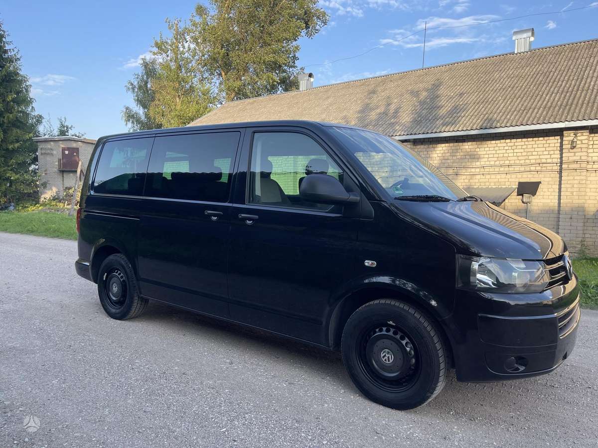 Volkswagen Multivan - 8