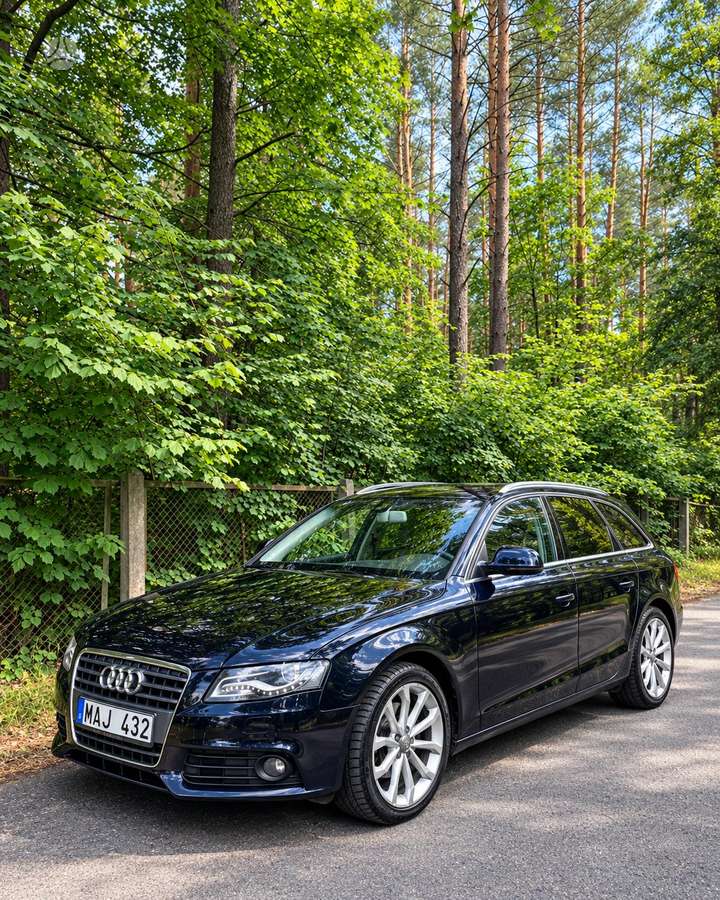 Audi A4, 1.8 l., Универсал