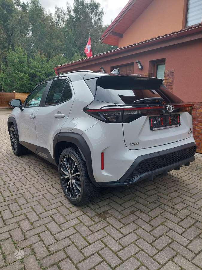 Toyota Yaris Cross - 8