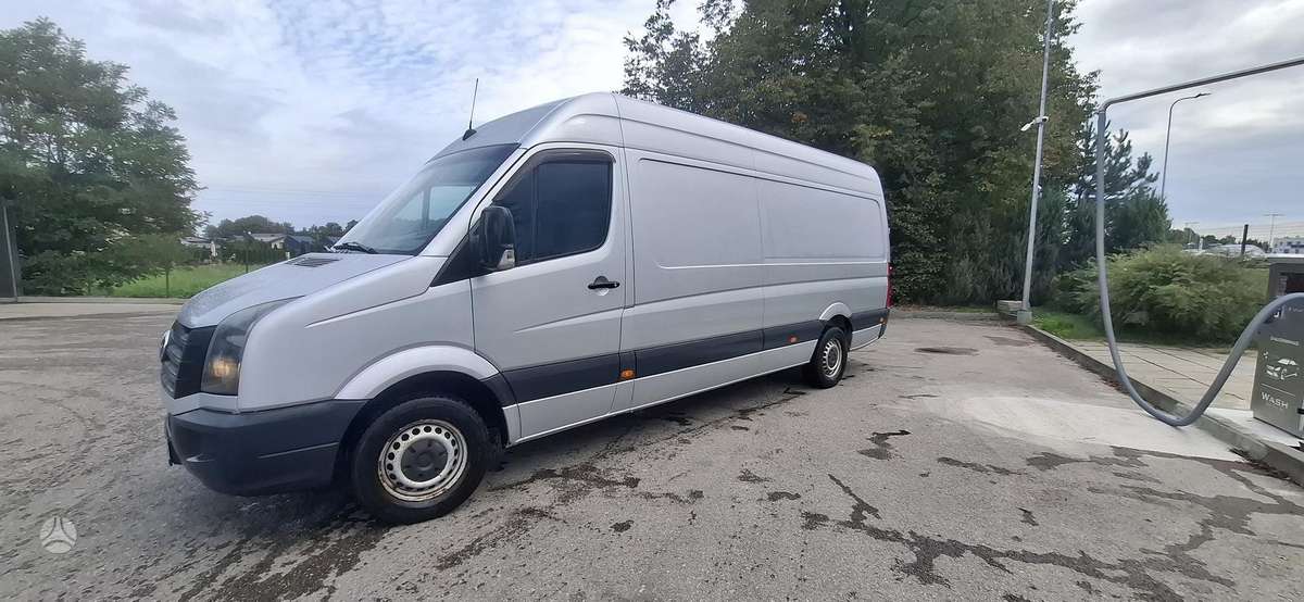 Volkswagen Crafter - 1