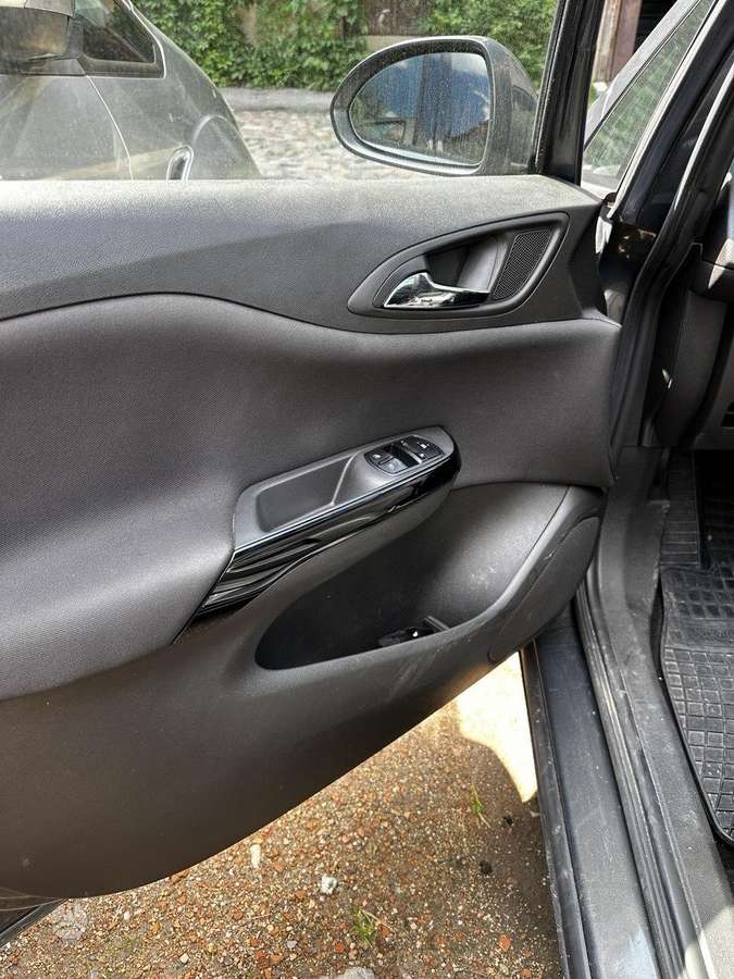 Opel Corsa, 1.3 l., Хэтчбек