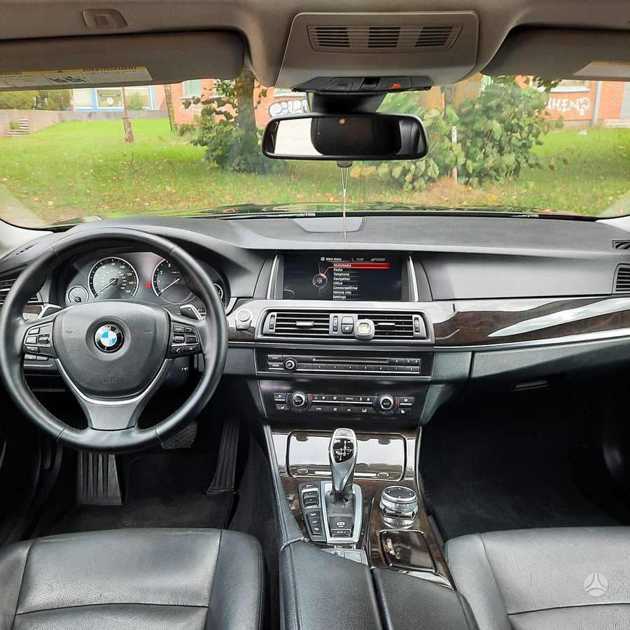 BMW 535, 3.0 l., Седан