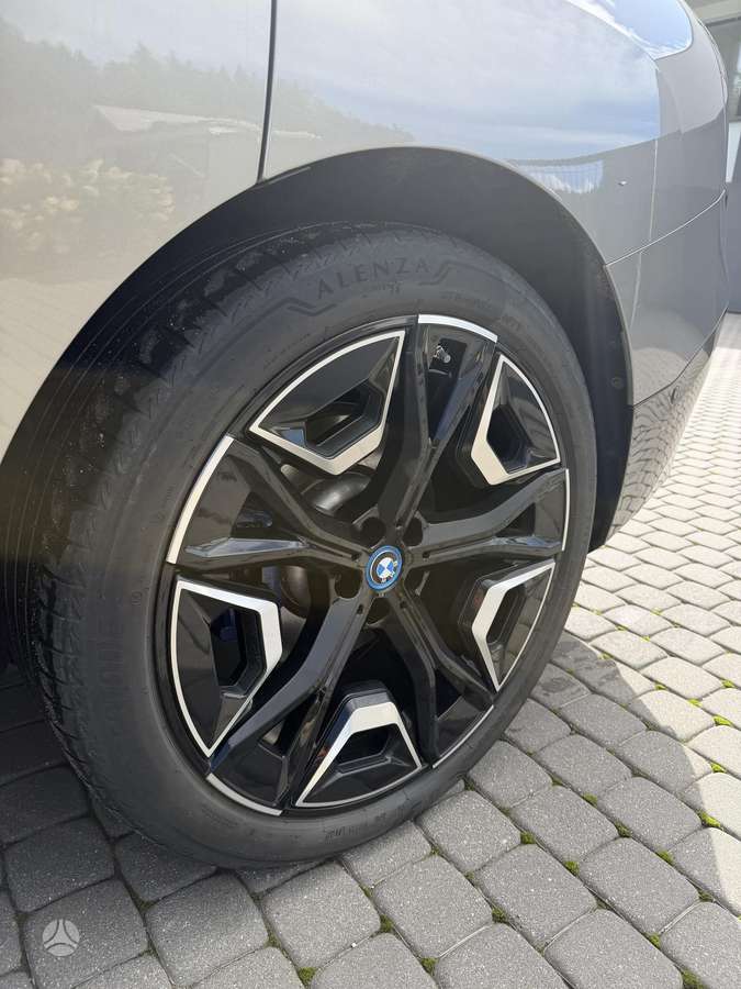 BMW IX, light alloy, R22