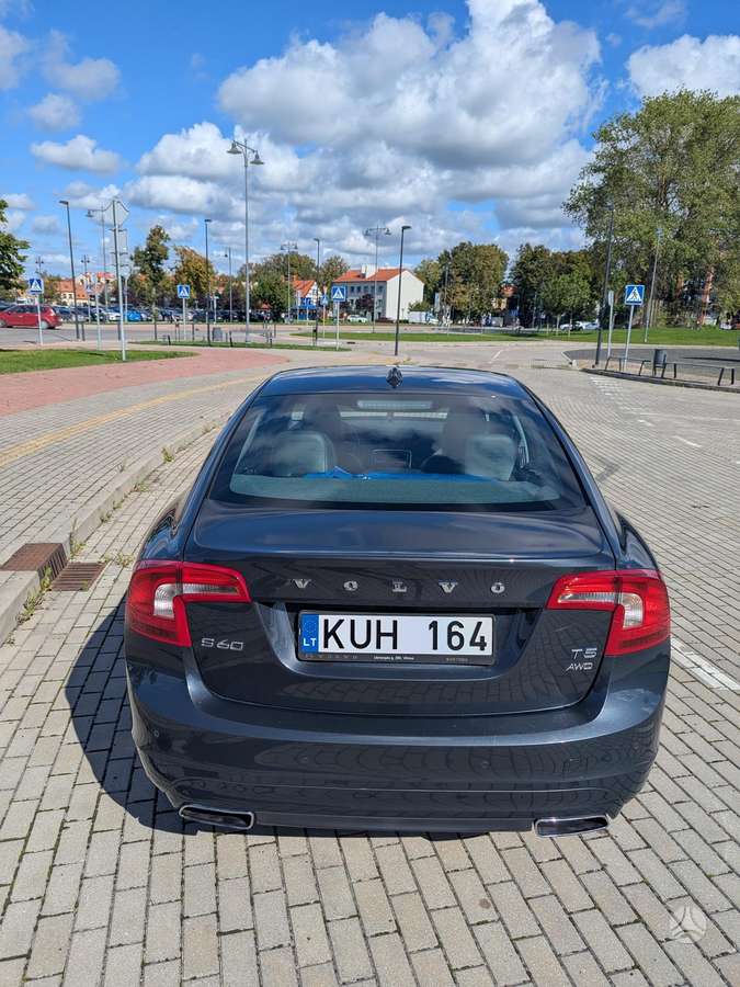 Volvo S60 - 5
