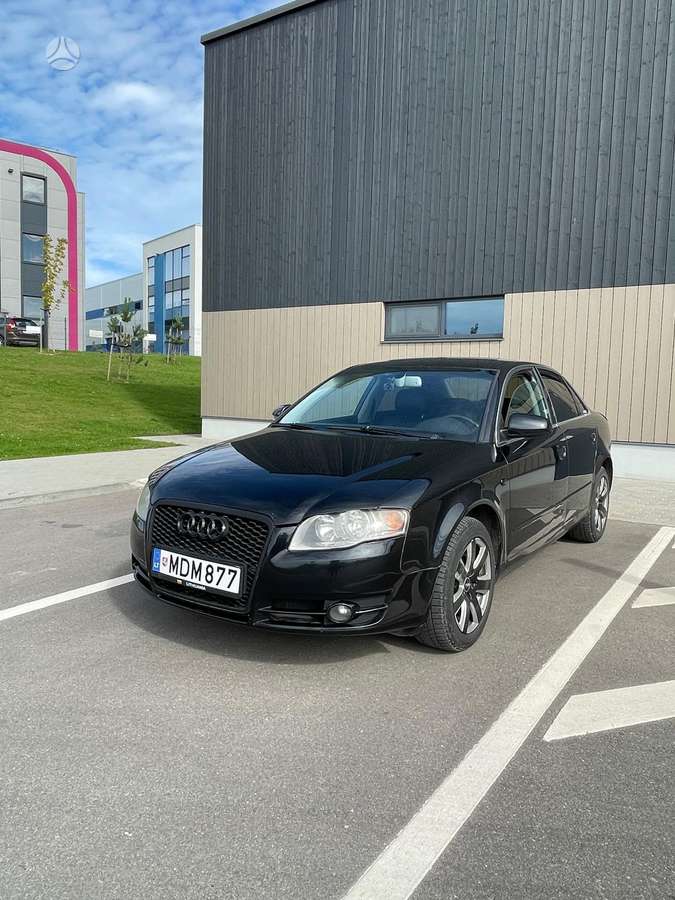 Audi A4, 2.0 l., Седан