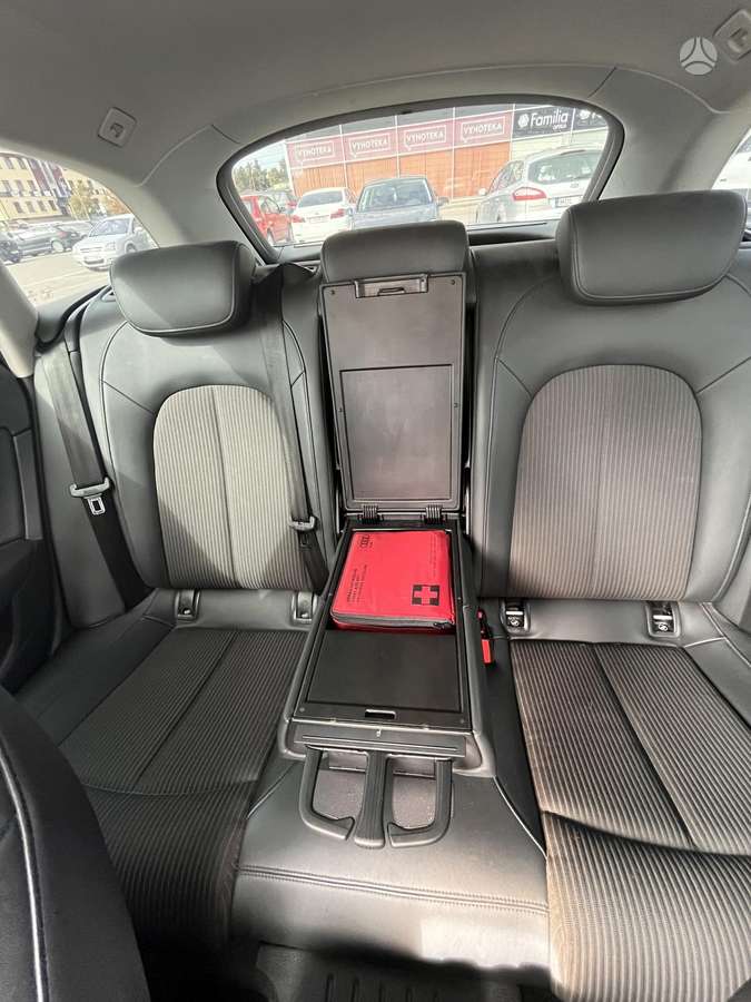 Audi A6 allroad, 3.0 l., Универсал