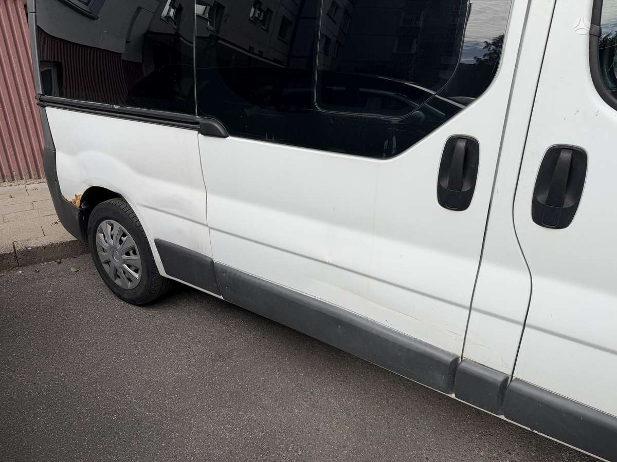 Opel Vivaro - 7