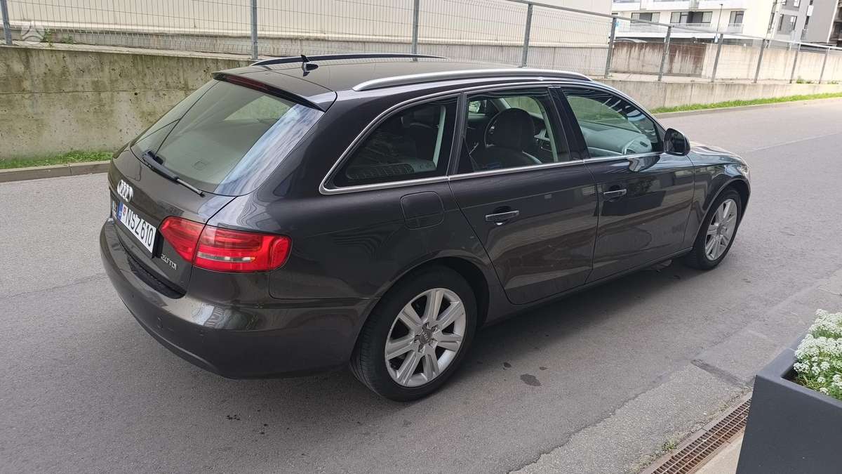 Audi A4, 2.0 l., Универсал