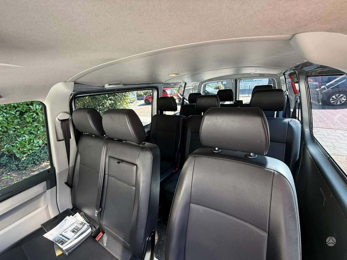 Volkswagen Transporter - 11