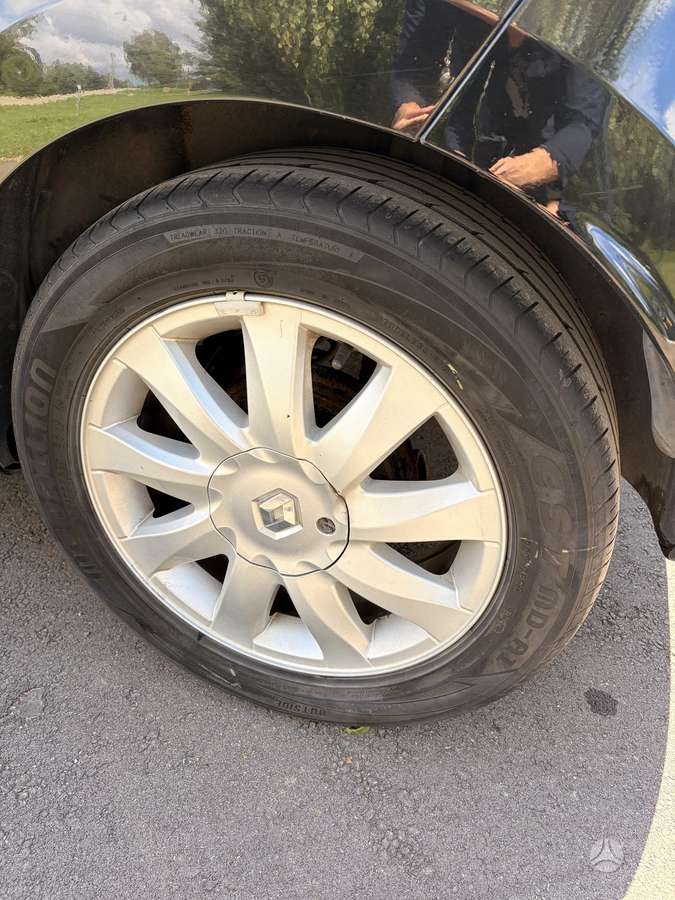 Renault Clio - 7