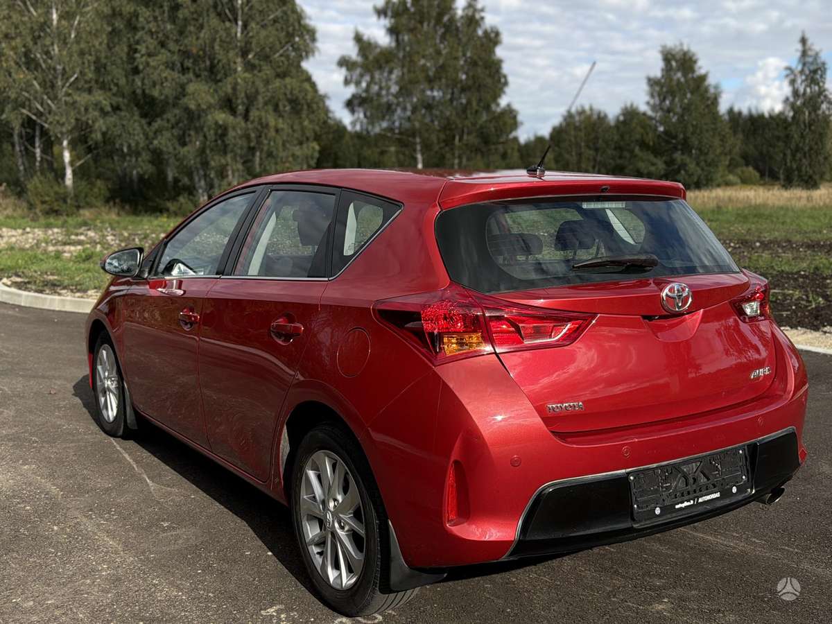 Toyota Auris - 8