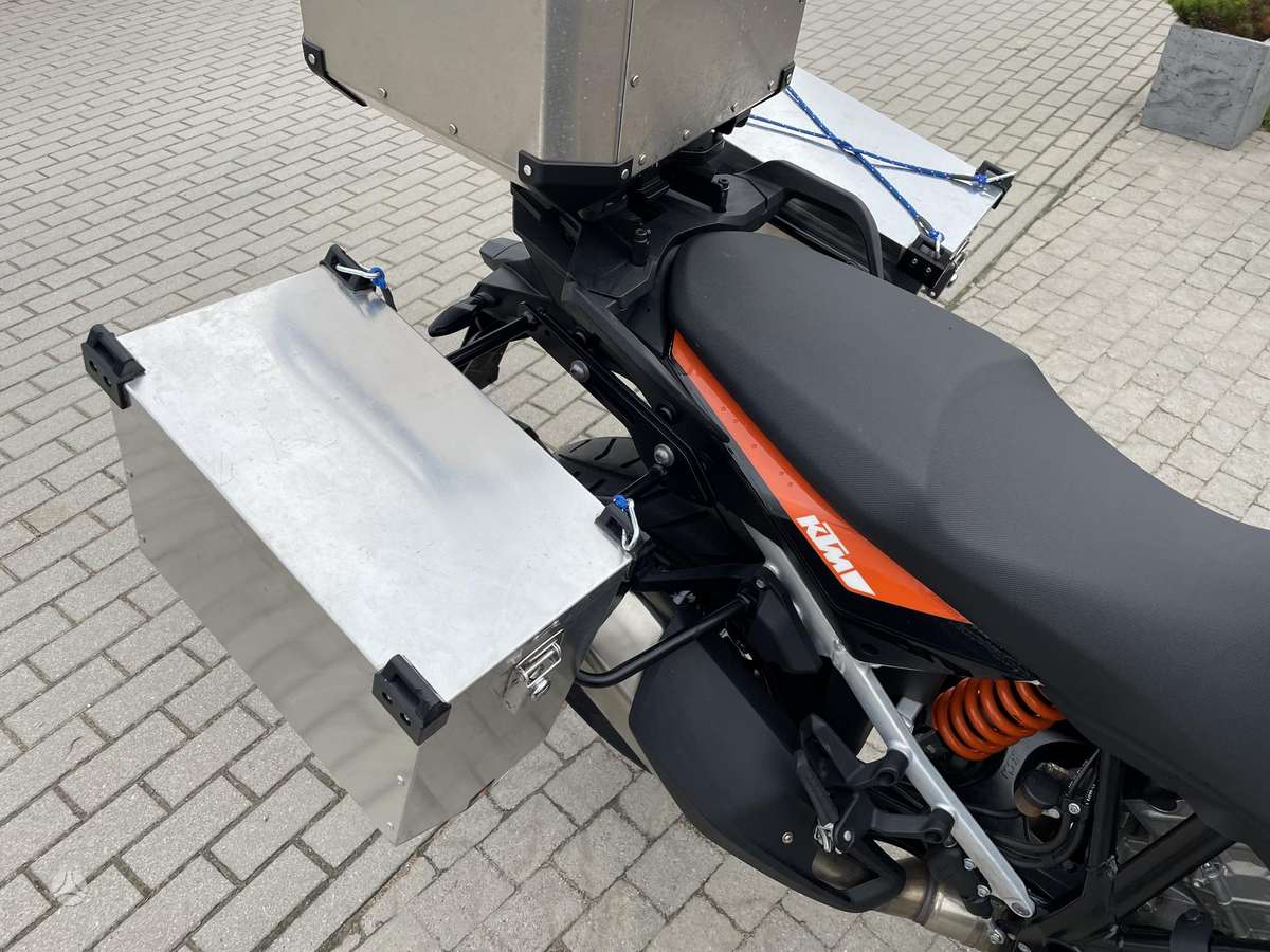 KTM Adventure 1050cc, enduro / adventure