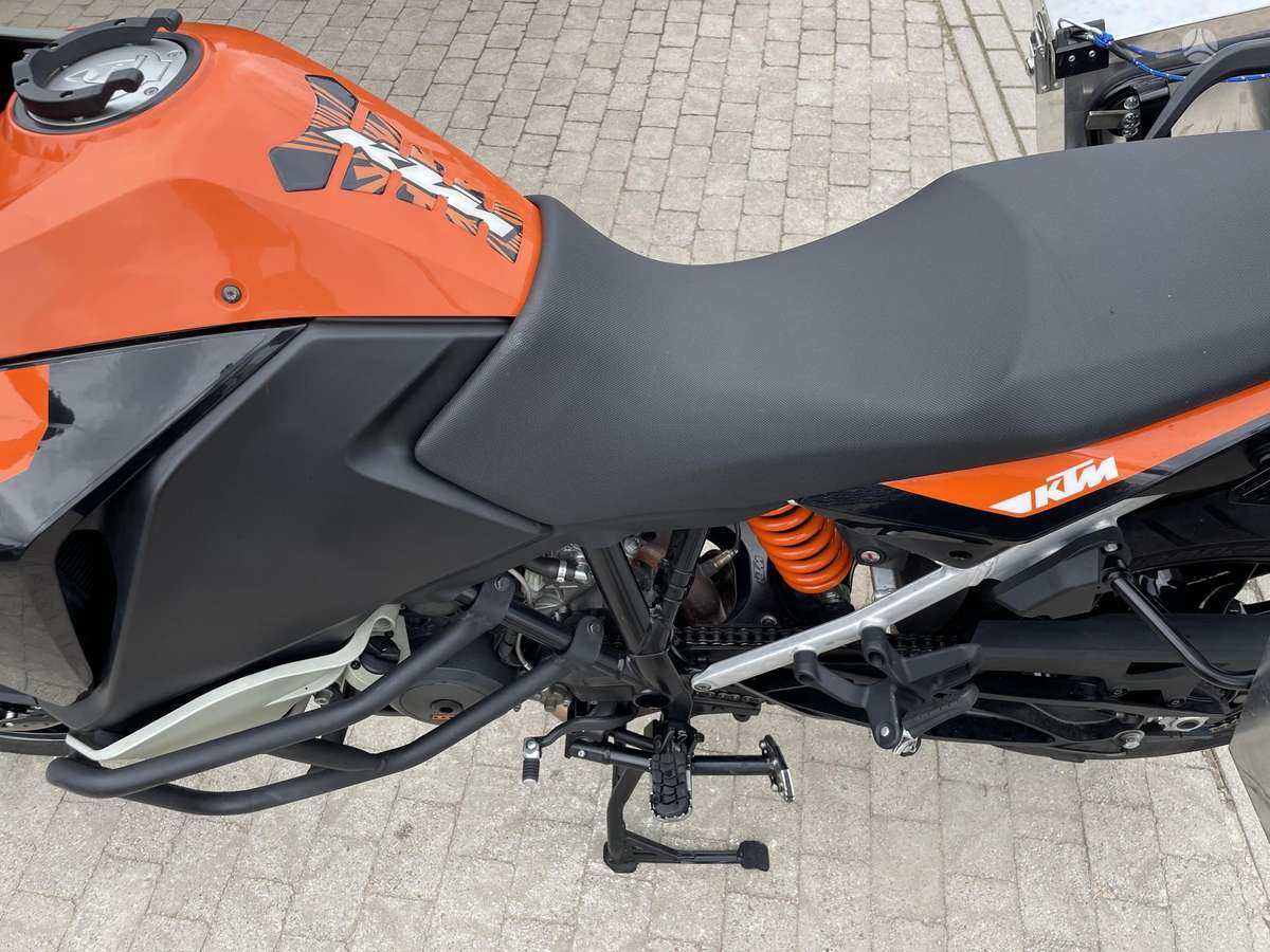 KTM Adventure 1050cc, enduro / adventure