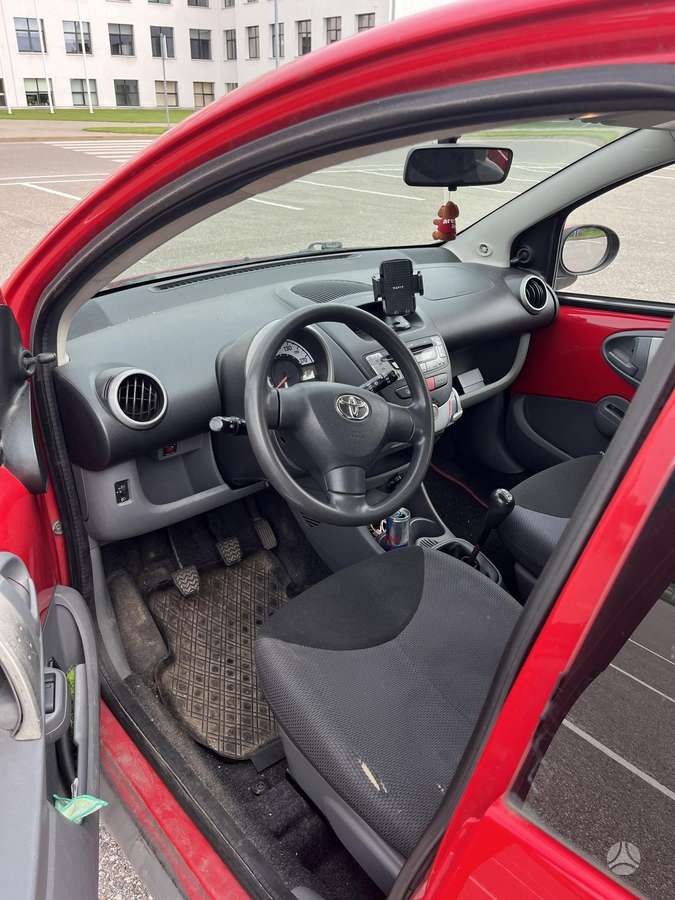 Toyota Aygo, 1.4 l., hatchback