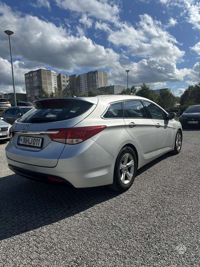 Hyundai i40, 1.7 l., Универсал
