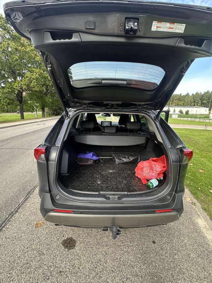 Toyota RAV4 - 3