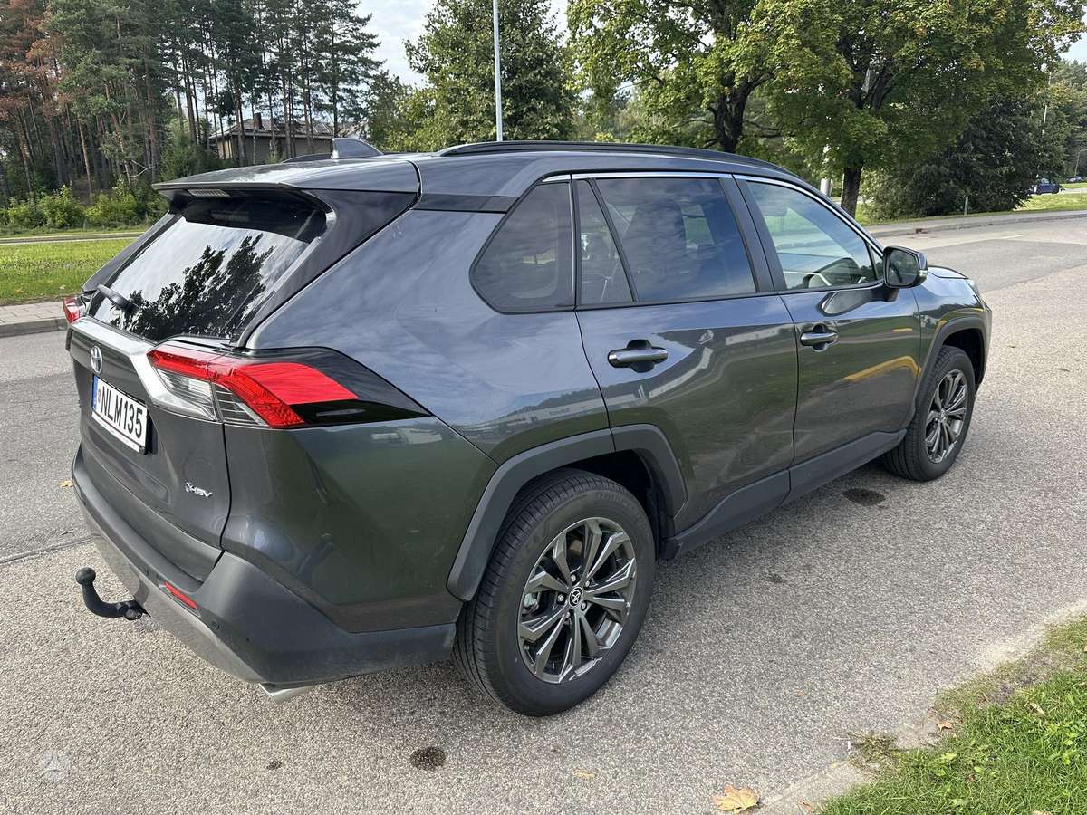 Toyota RAV4 - 12