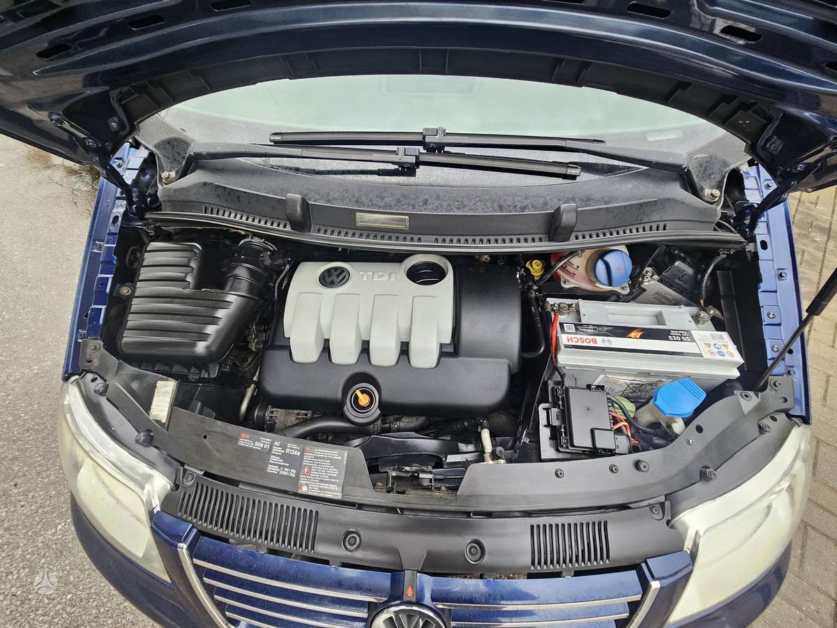 Volkswagen Sharan - 1