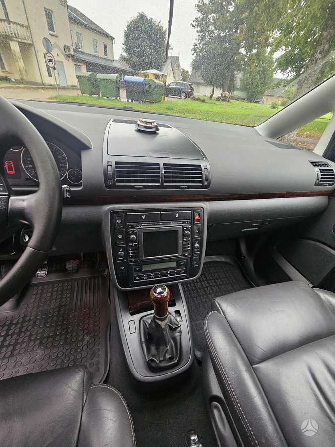 Volkswagen Sharan - 2