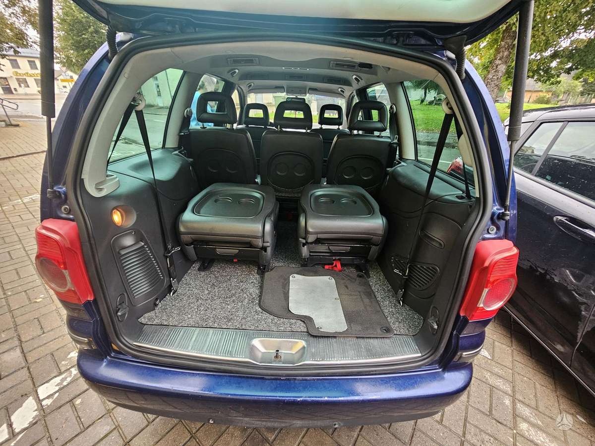 Volkswagen Sharan - 5