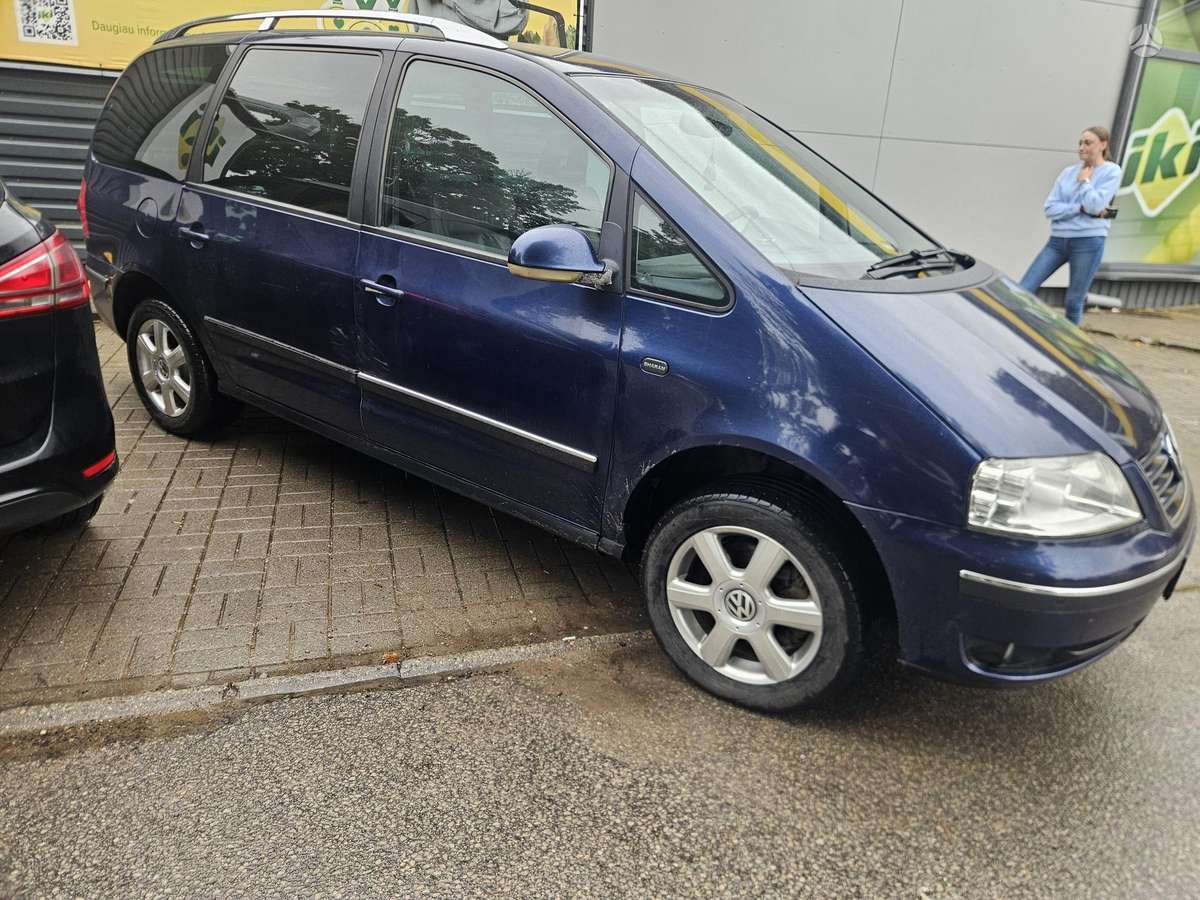 Volkswagen Sharan - 7