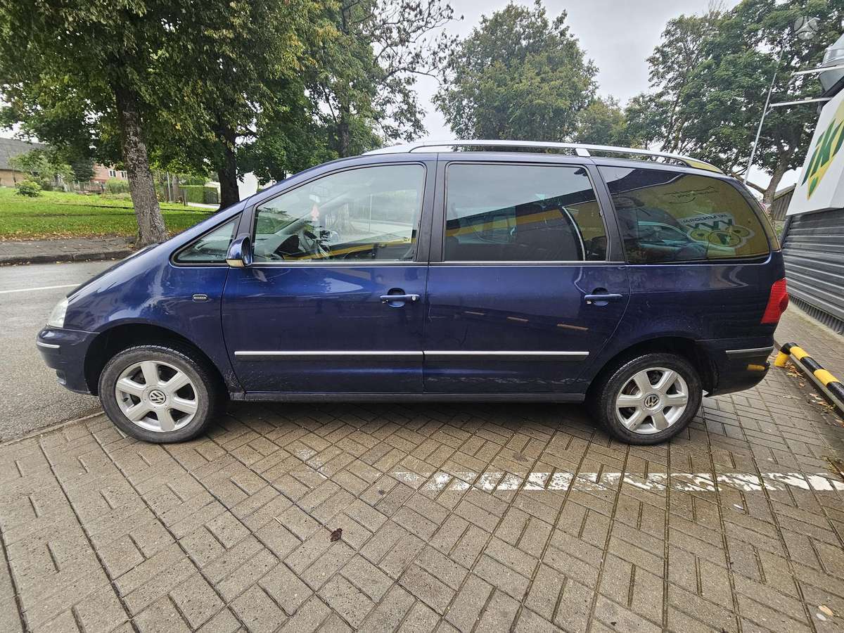 Volkswagen Sharan - 9