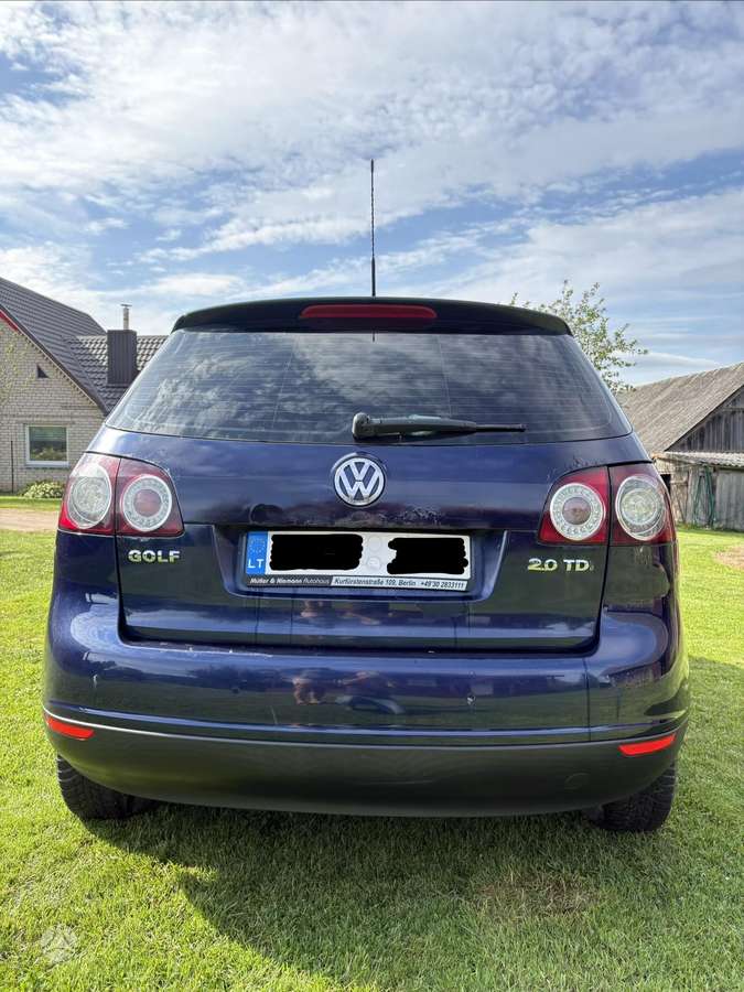 Volkswagen Golf - 5