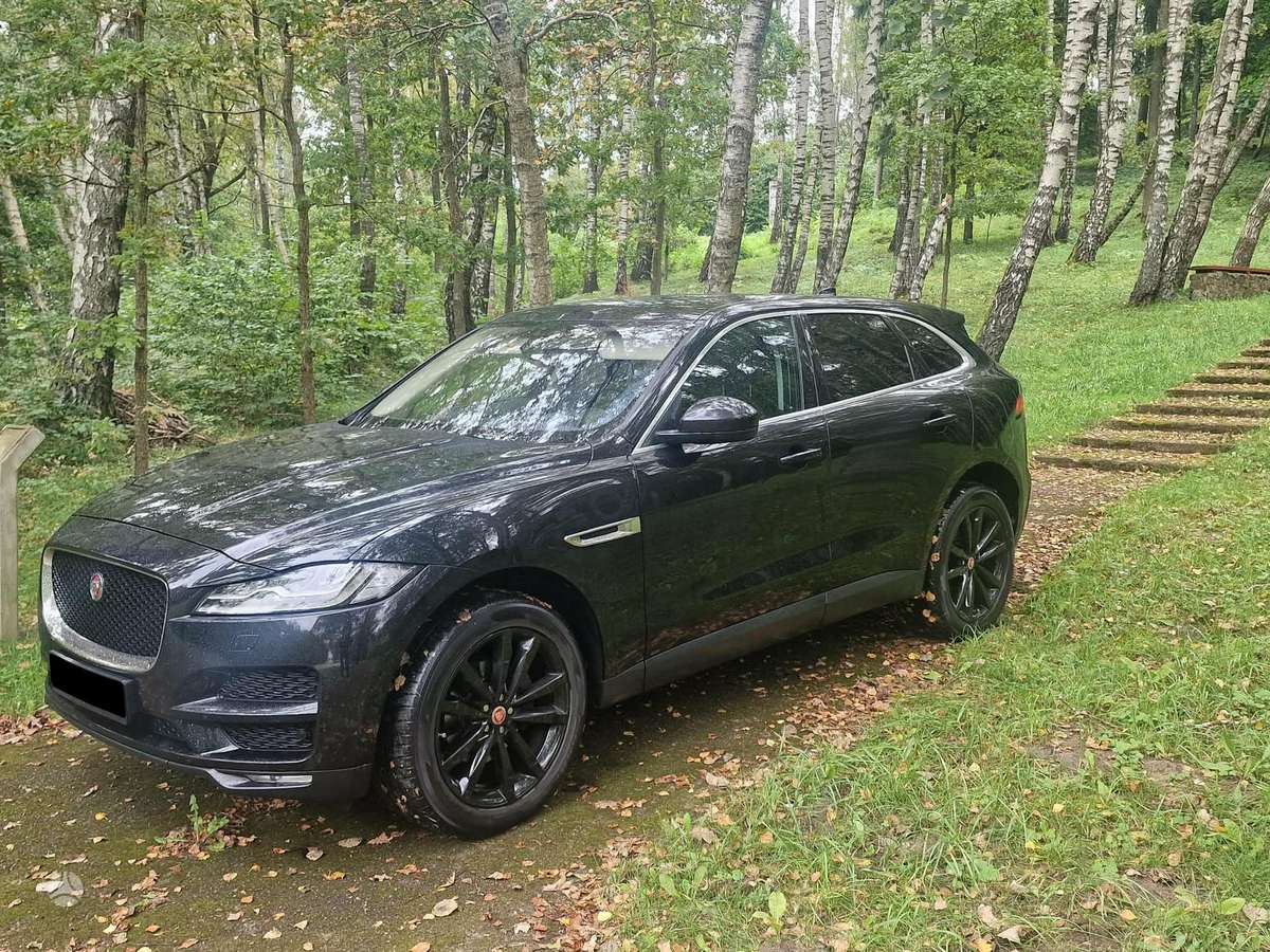 Jaguar F-Pace - 4