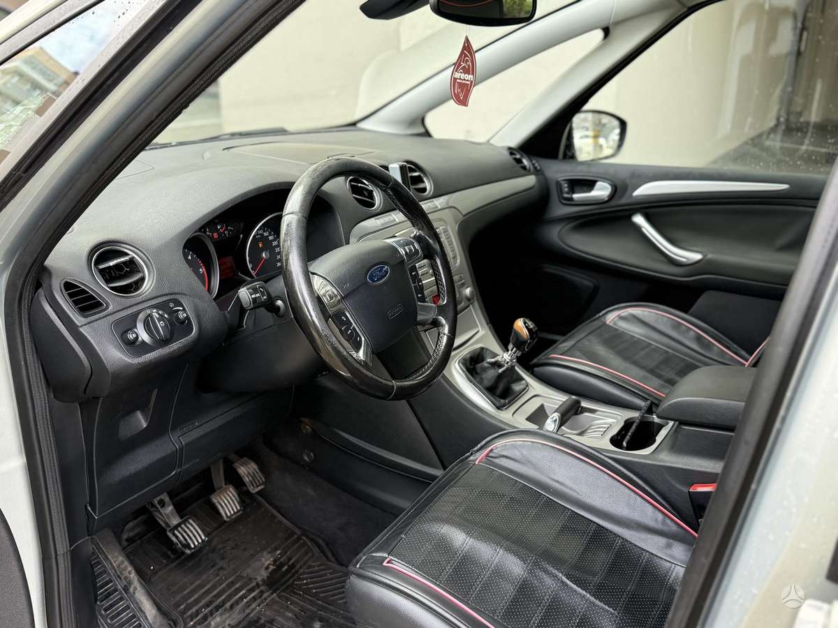 Ford S-MAX, 2.0 l., Минивэн