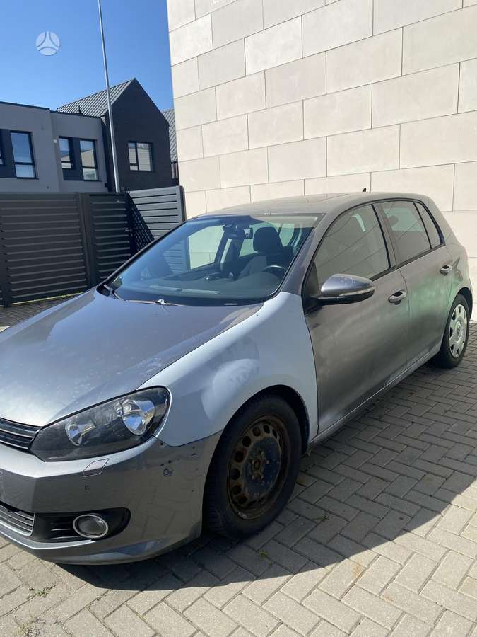 Volkswagen Golf - 3