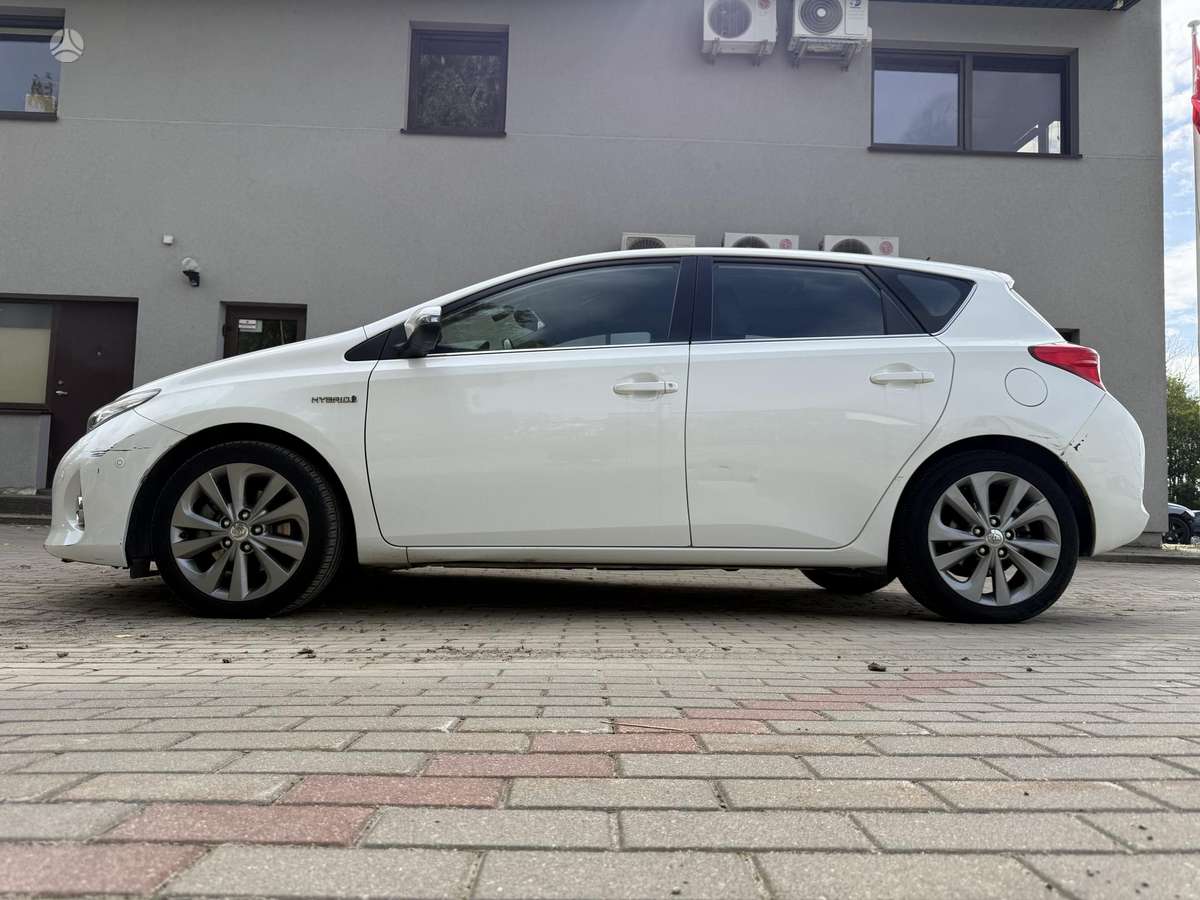 Toyota Auris - 3