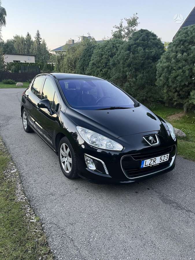 Peugeot 308 - 1
