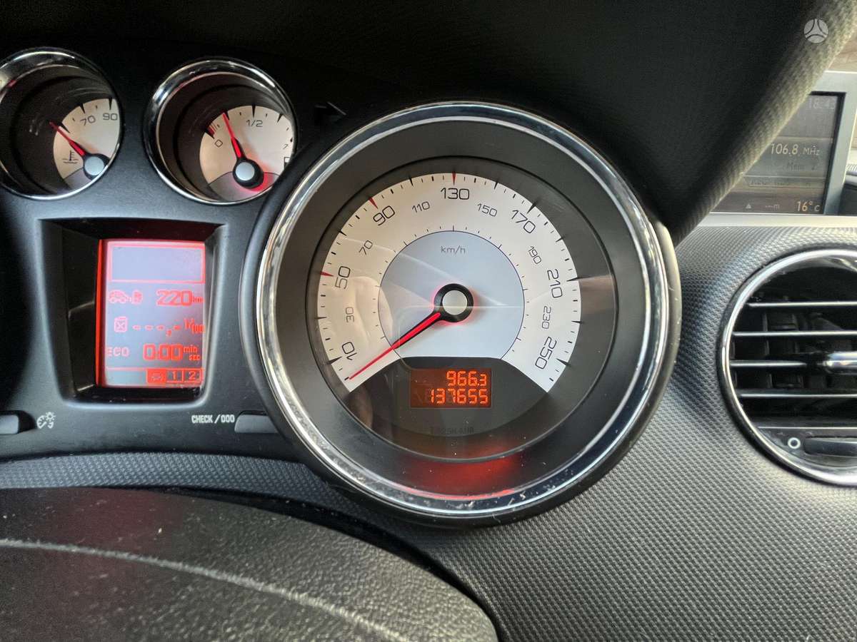 Peugeot 308 - 11