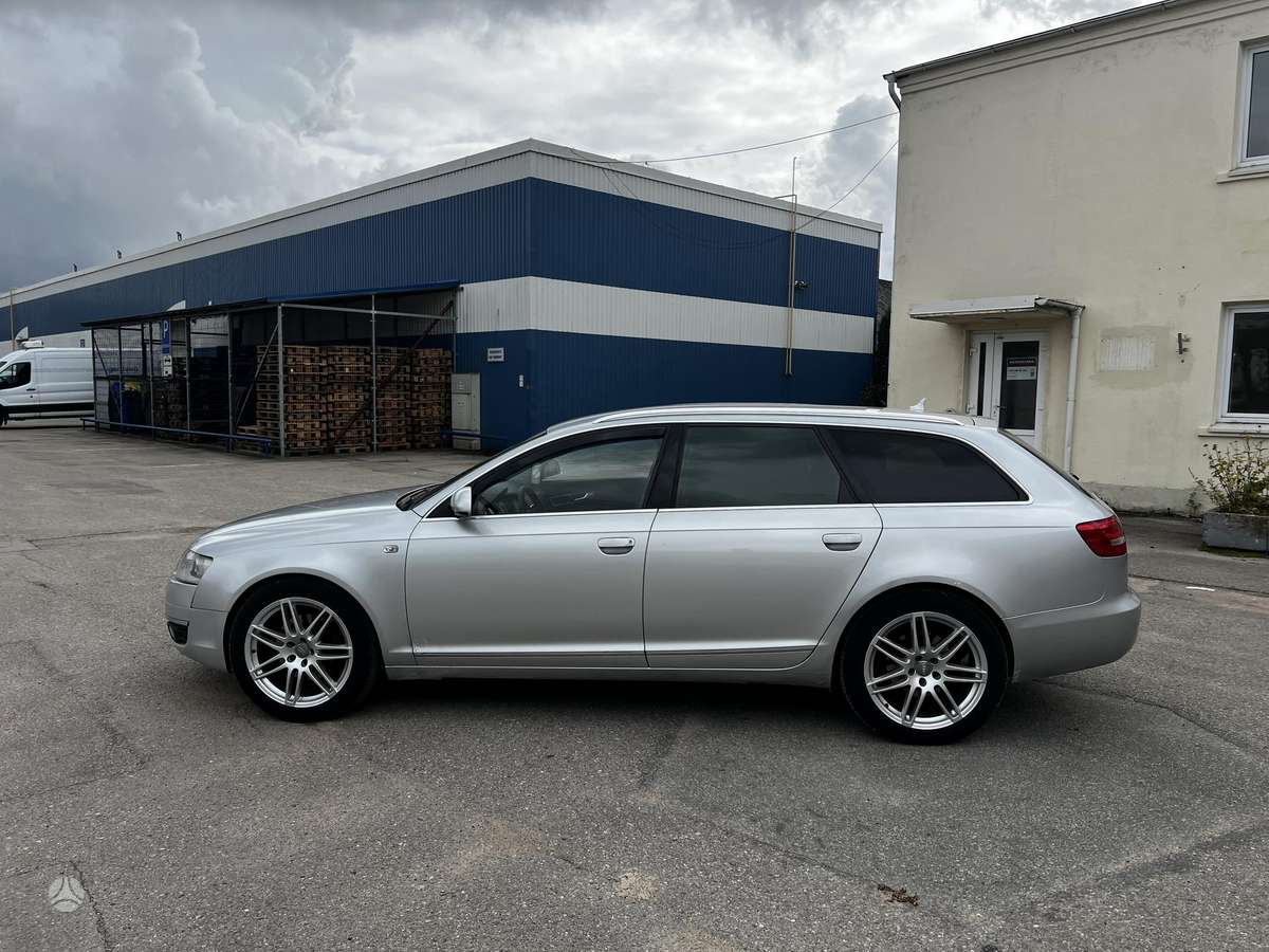 Audi A6, Универсал