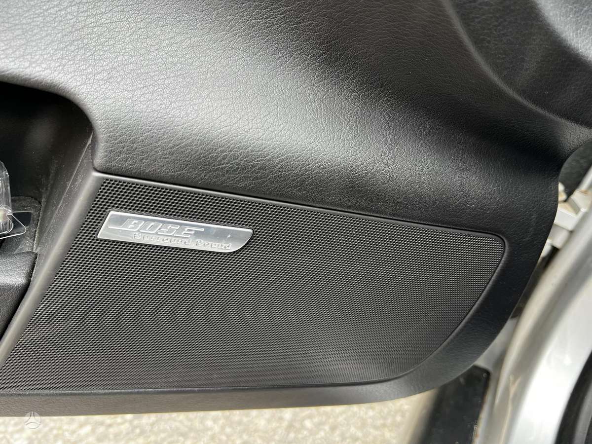 Audi A6, Универсал