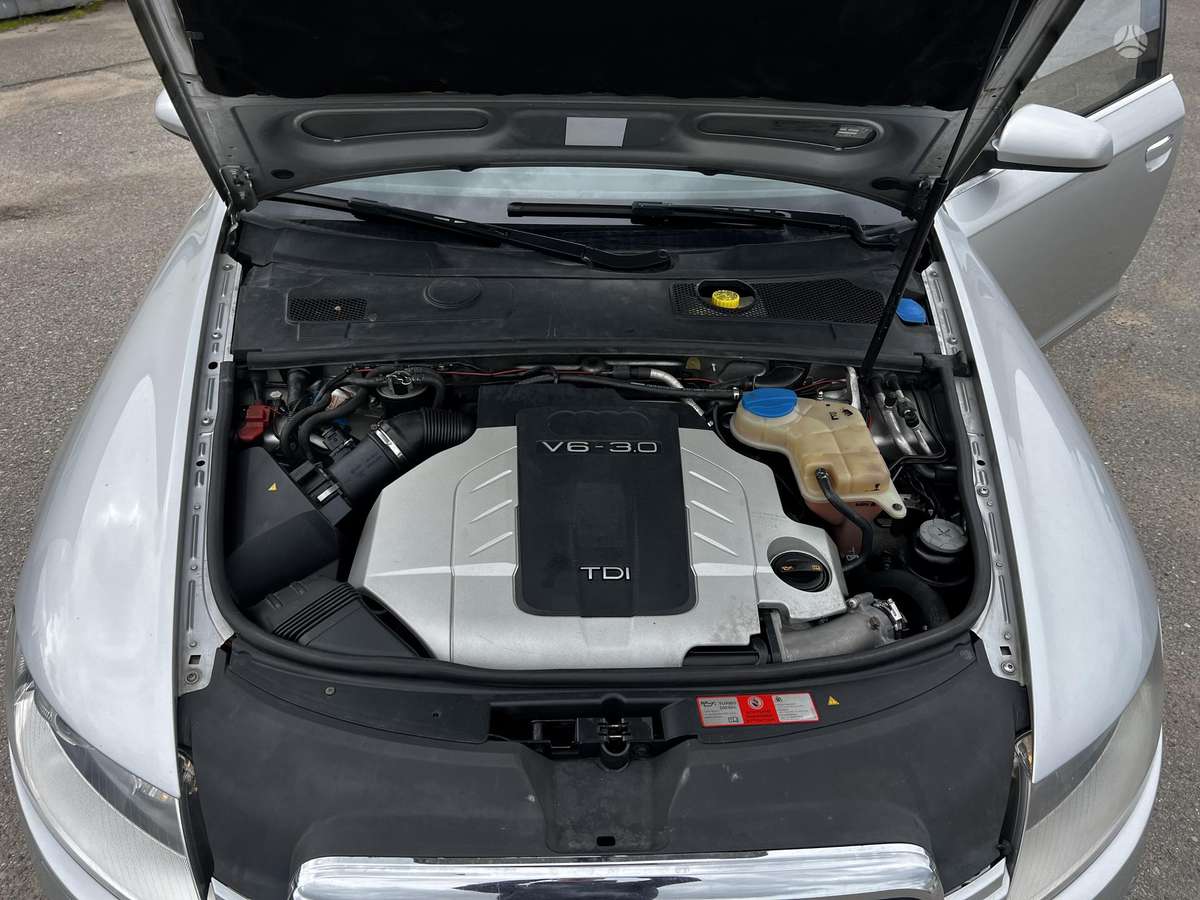 Audi A6, Универсал