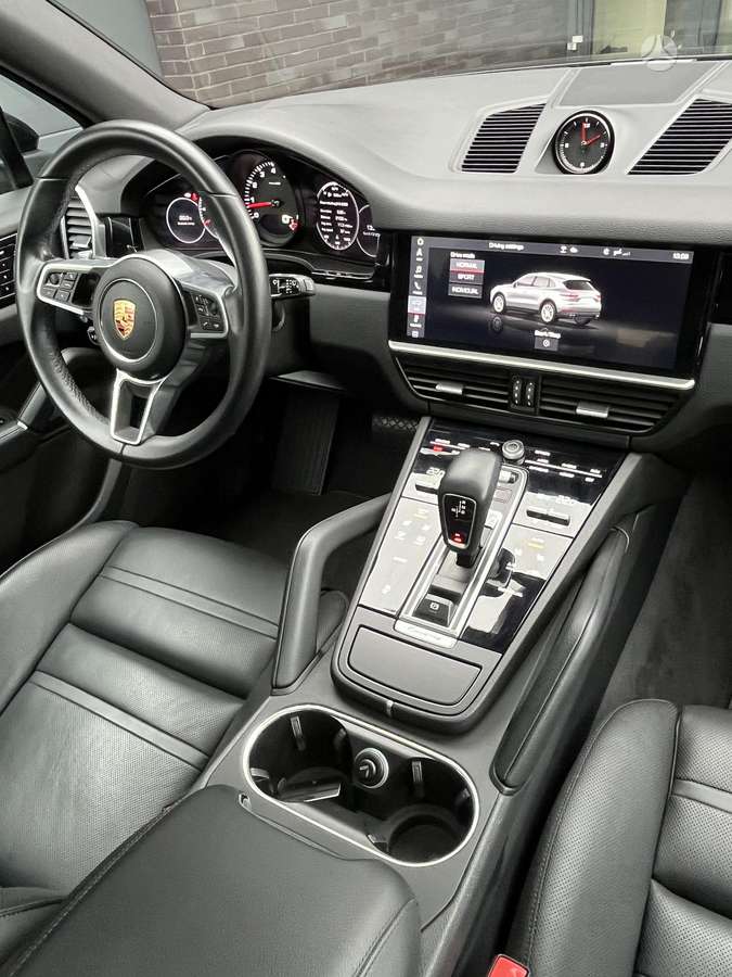 Porsche Cayman - 8