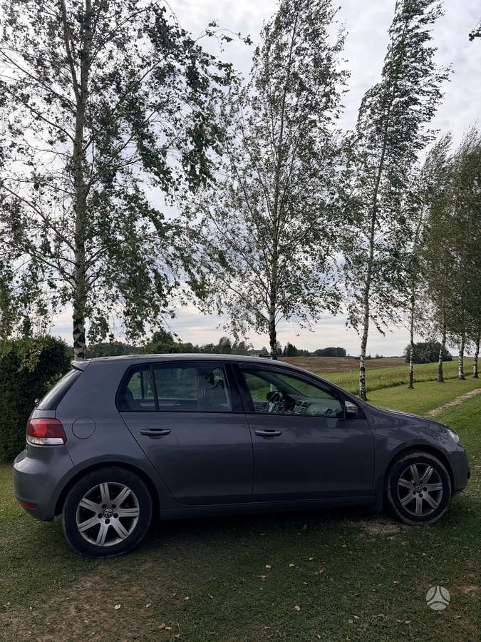 Volkswagen Golf - 3