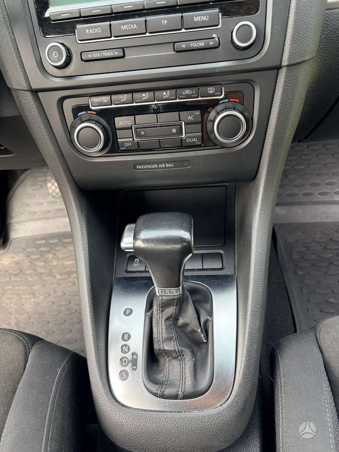 Volkswagen Golf - 7
