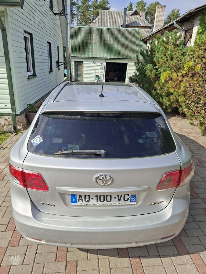 Toyota Avensis - 3