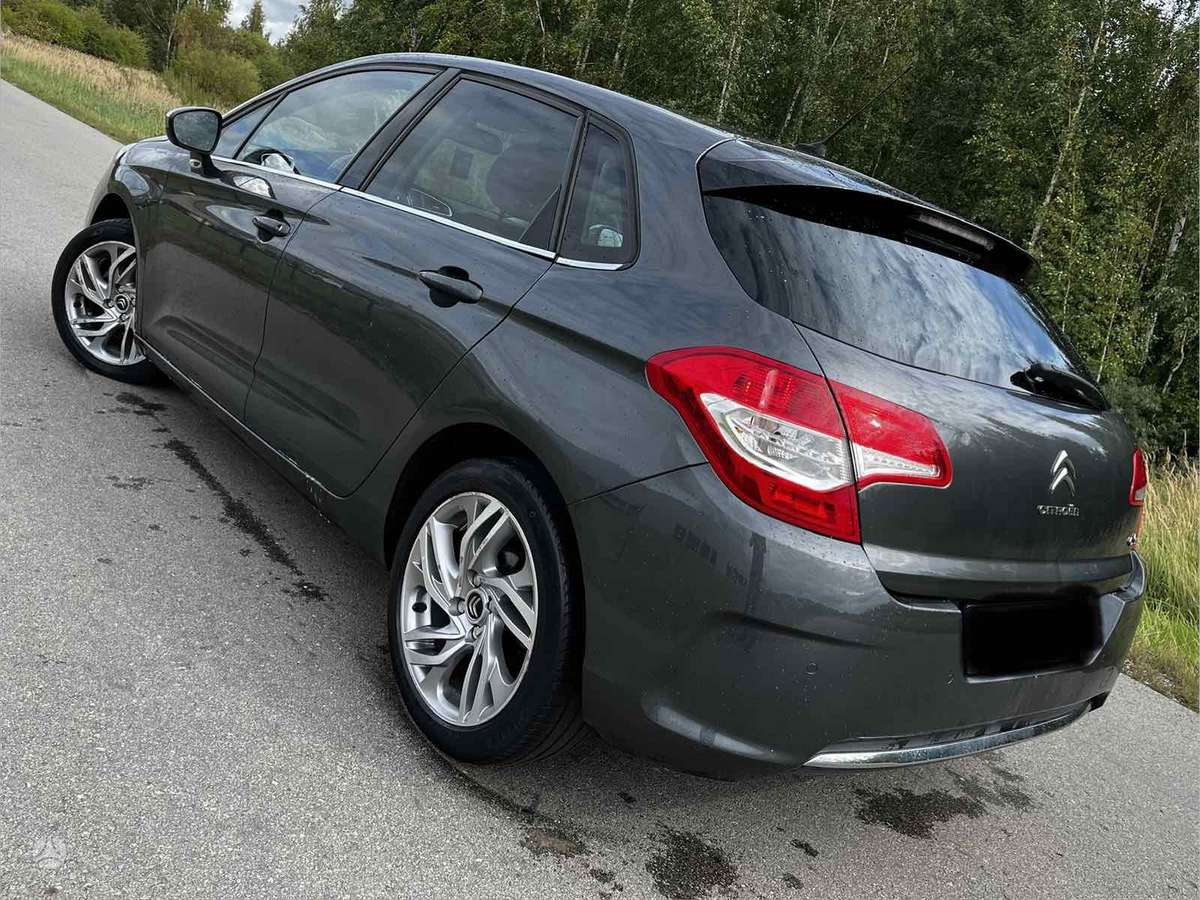 Citroen C4, 1.6 l., Хэтчбек